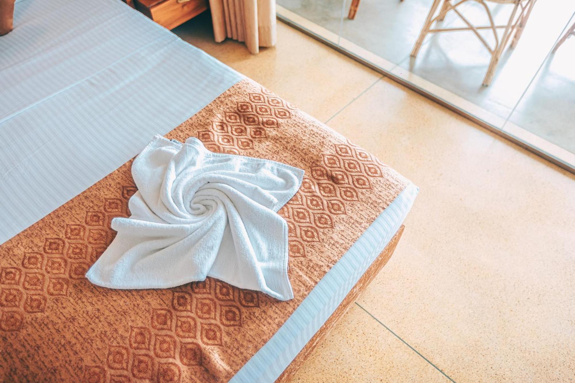 Samudra Beach Resort Тангалла Экстерьер фото