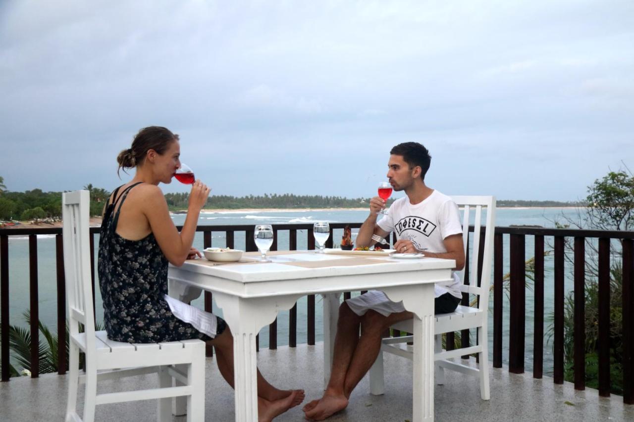 Samudra Beach Resort Тангалла Экстерьер фото